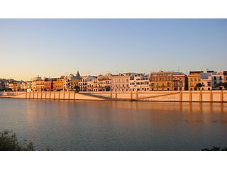 320px-Triana_et_la_Calle_Betis