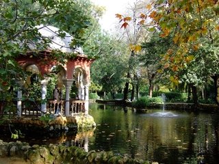 maria-luisa-park-257058_1920